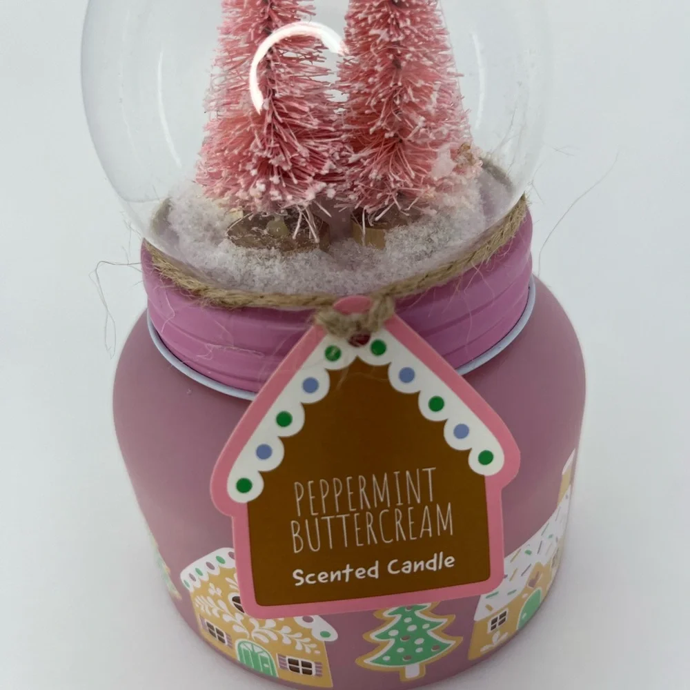 Snow Globe Candle Peppermint Buttercream Limited Edition Christmas Holiday 7.1oz - Picture 2 of 9